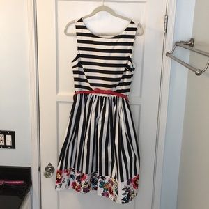 ModCloth Miss Mix-it Dress, size L, never worn